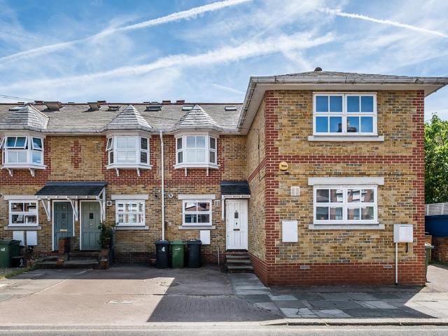 House for sale in Clapham, Greater London