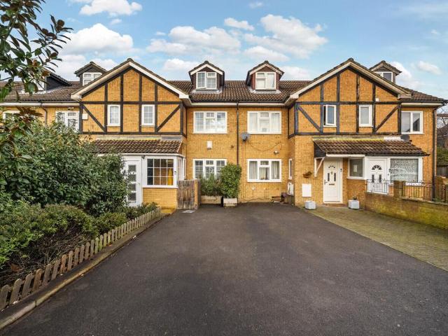 House for sale in London Borough of Merton, Collier's Wood