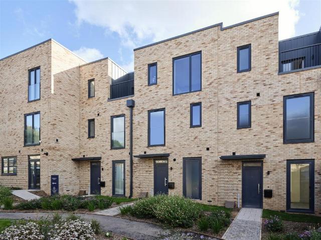 House for sale in St Leonards, Watergate