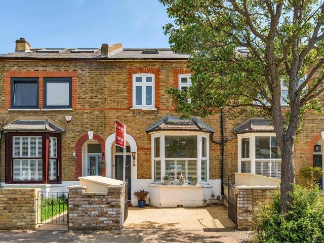 House for sale in Norbiton, Greater London