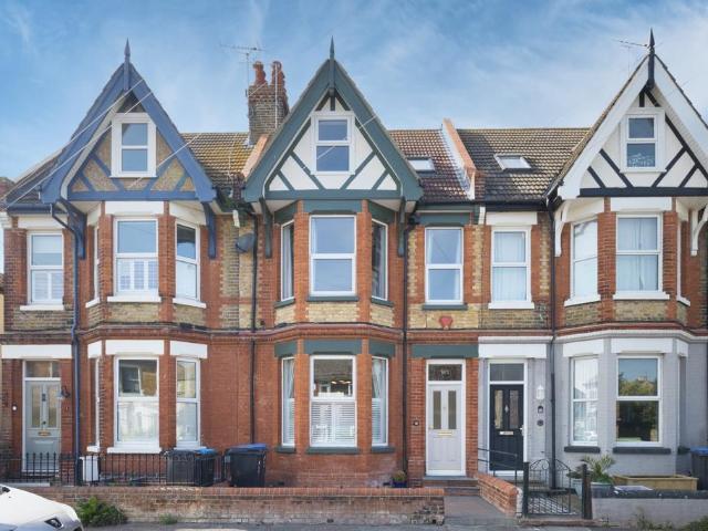 House for sale in Chilton, Acol