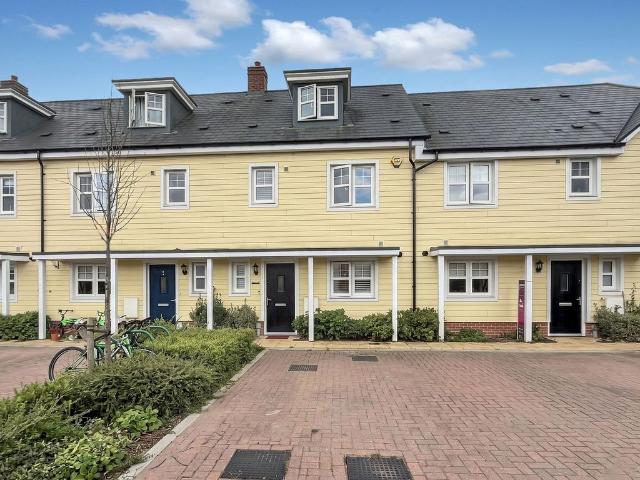 House for sale in Cheeseman's Green, Bridgefield