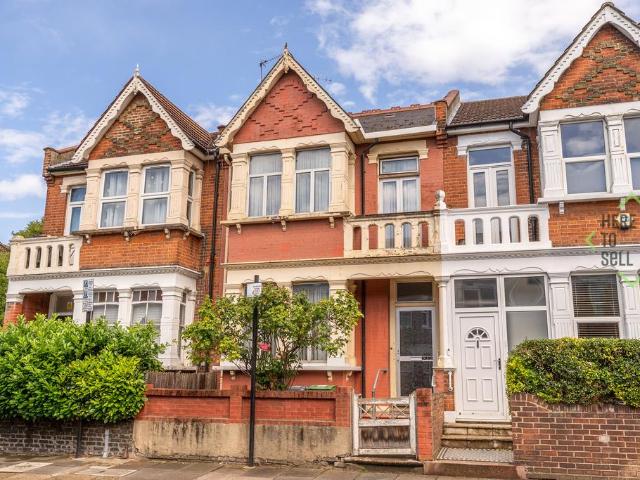 House for sale in Greater London