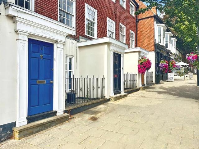 House for sale in Cliff Hill, Green Close