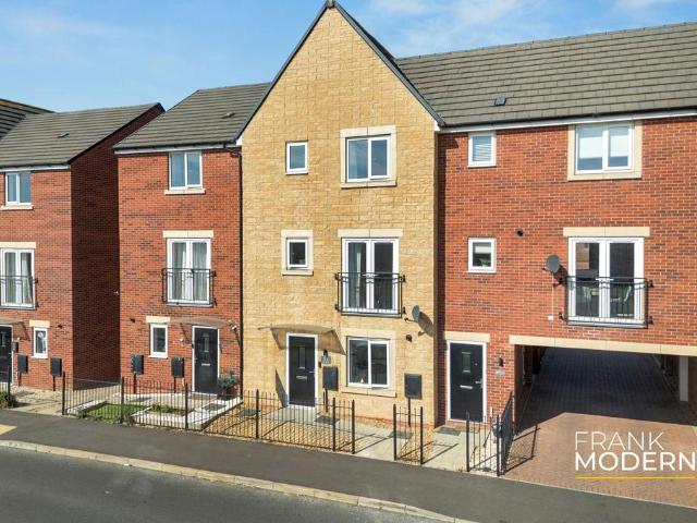 House for sale in Hampton Gardens, Peterborough