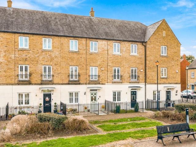 House for sale in Kingsmead, Milton Keynes