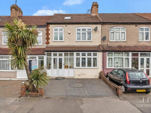 House for sale in Chadwell Heath, Isle Of Man