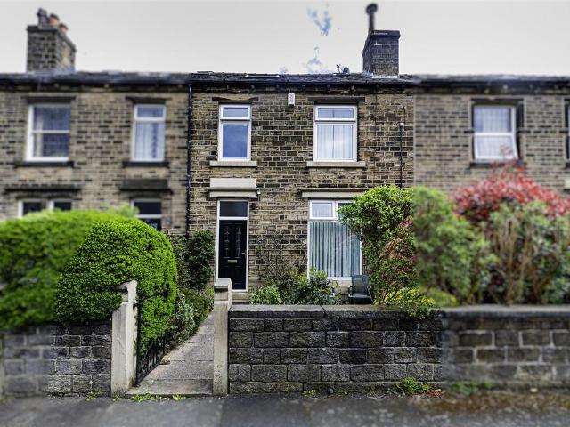 House for sale in Marsh, Lindley