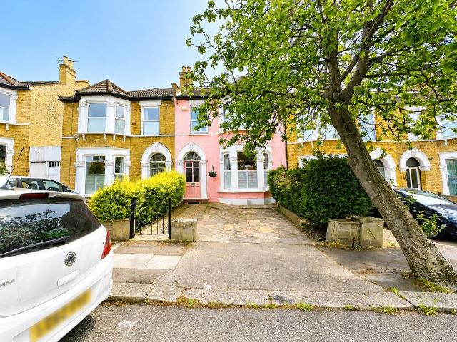 House for sale in London Borough of Lewisham, Greater London