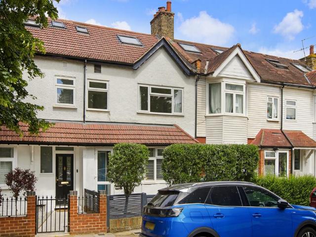 House for sale in London Borough of Ealing, Hanwell