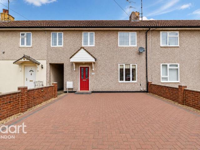 House for sale in North Wroughton, Swindon