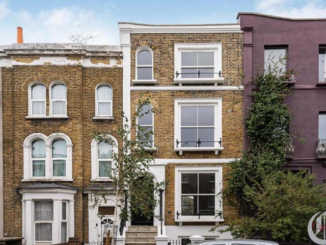 House for sale in Clapton, Lower Clapton