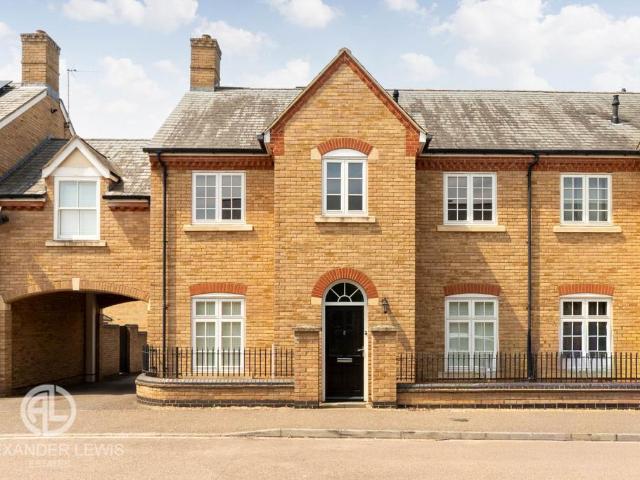 House for sale in Fairfield Park, Bedfordshire