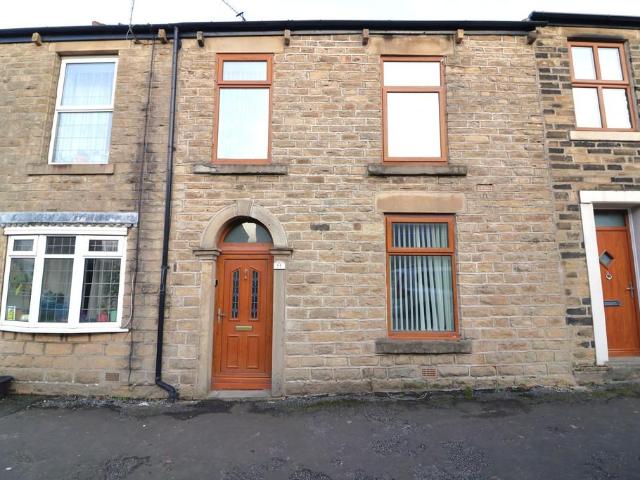 House for sale in Whitfield, Charlesworth