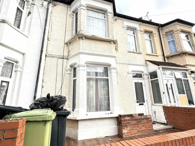 House for sale in London Borough of Ealing, Greater London