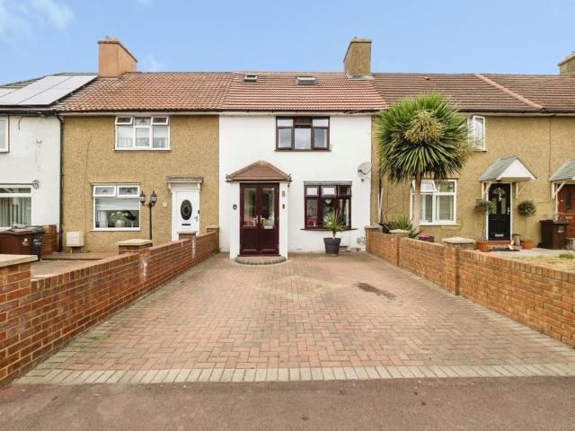 House for sale in Dagenham, Greater London