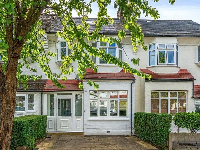 House for sale in London Borough of Ealing, Perivale