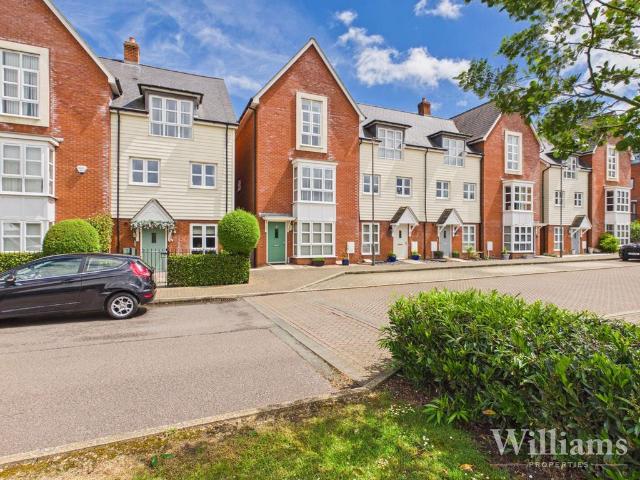 House for sale in Broughton, Aylesbury