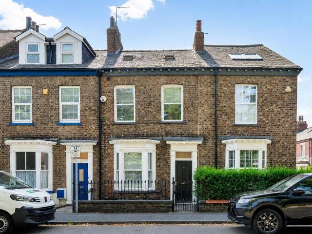 House for sale in The Groves, High Field