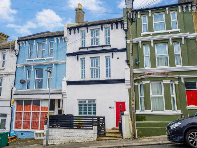 House for sale in West Hill, Guestling Green