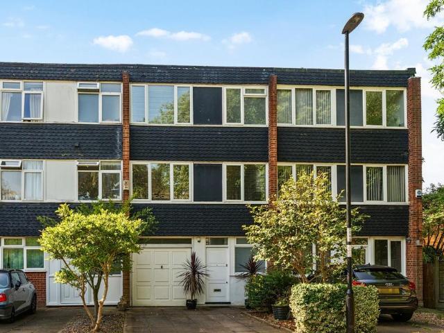House for sale in London Borough of Lewisham, Blackheath