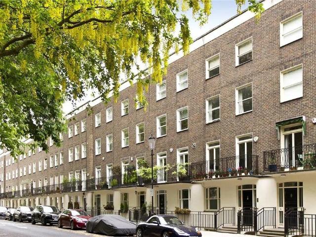 House for sale in Brompton, Greater London