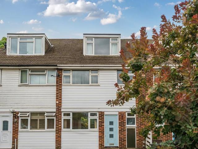 House for sale in London Borough of Lewisham, Greater London