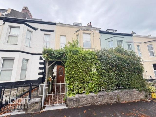 House for sale in Lipson, Mount Wise