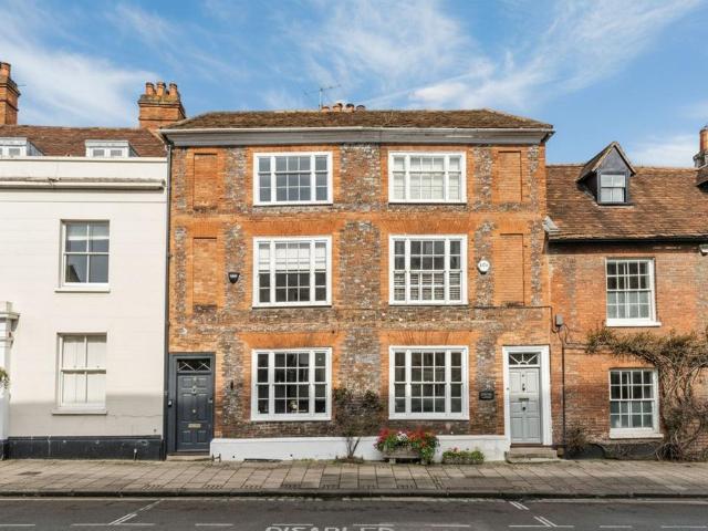 House for sale in Henley-on-Thames, Berrick Salome