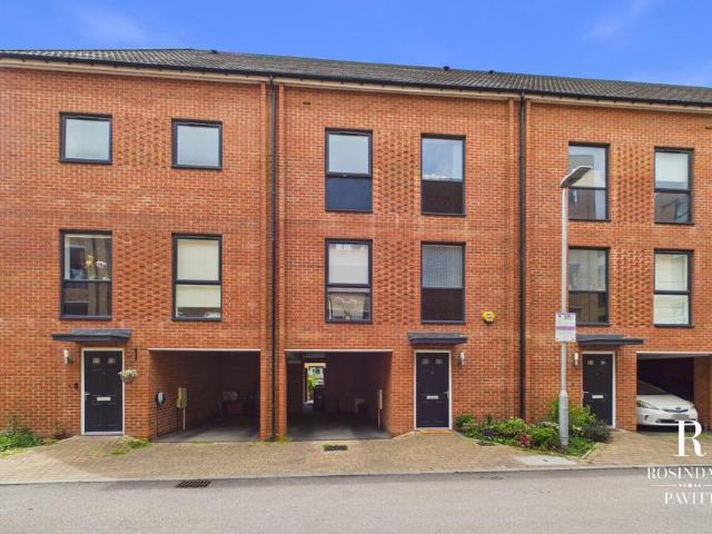 House for sale in Hackbridge, Isle Of Man