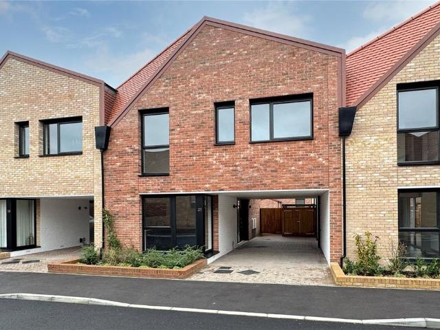 House for sale in Essex
