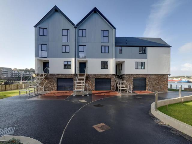 House for sale in Mount Wise