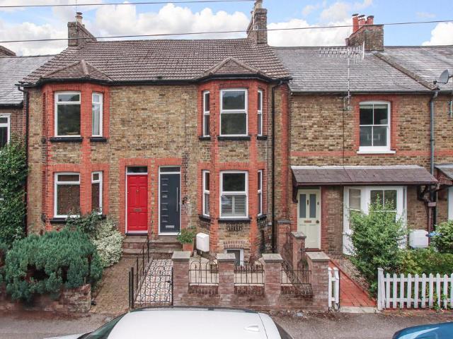House for sale in Hall Park, Pouchen End
