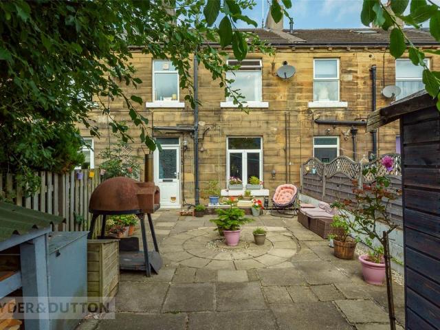 House for sale in Holme Valley, Brockholes