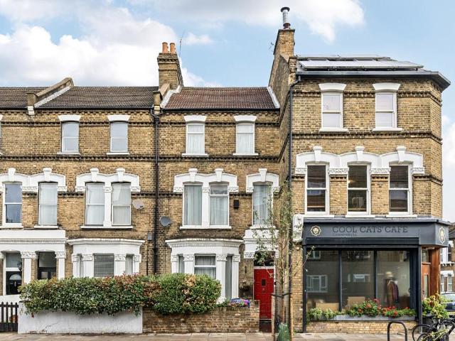 House for sale in Camberwell, Greater London