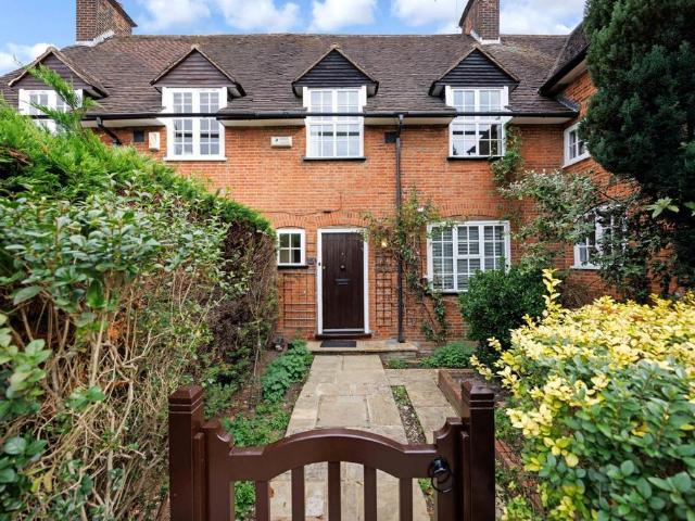 House for sale in London Borough of Barnet, Greater London