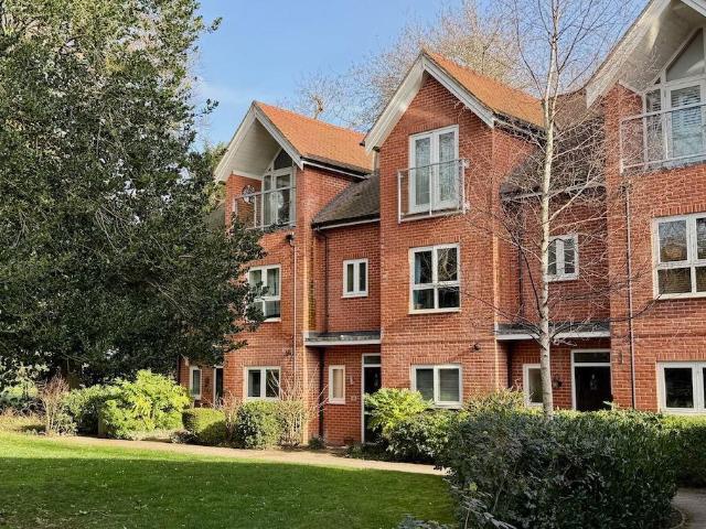 House for sale in Berrick Salome, Oxfordshire