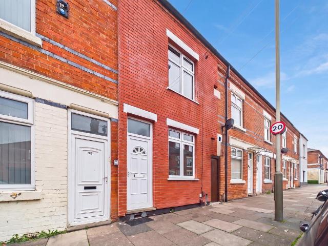 House for sale in Crown Hills, Leicester