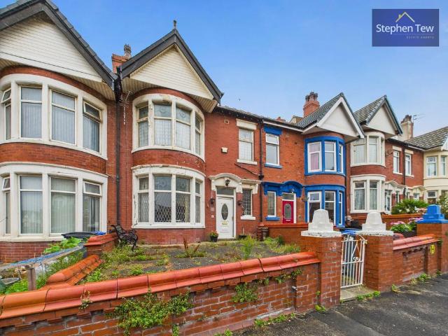 House for sale in Knowle, Blackpool