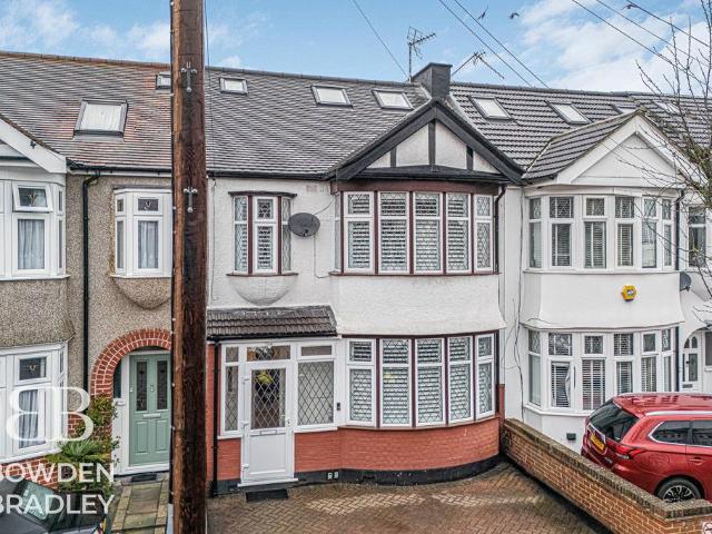House for sale in Barkingside, Greater London