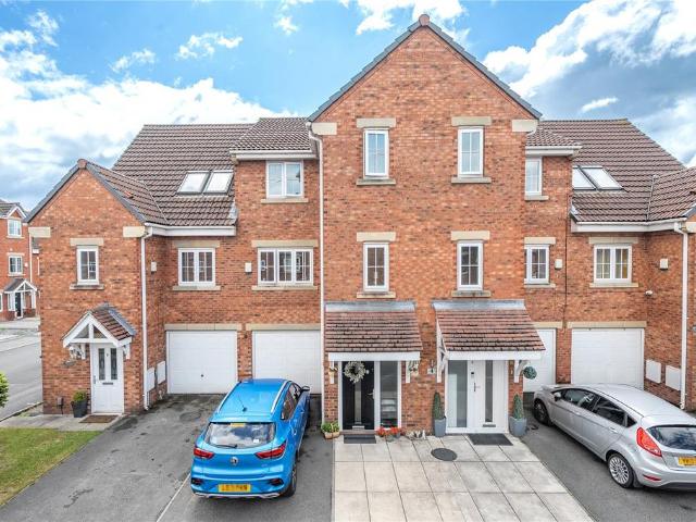 House for sale in West Yorkshire
