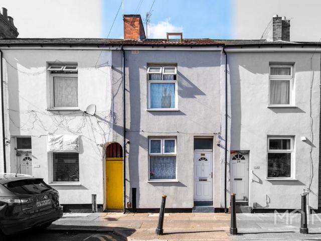 House for sale in Spinney Hills, Leicester