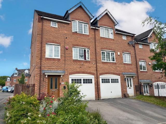 House for sale in Firthcliffe, Liversedge