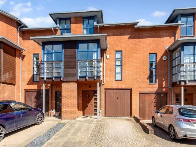 House for sale in Hampshire