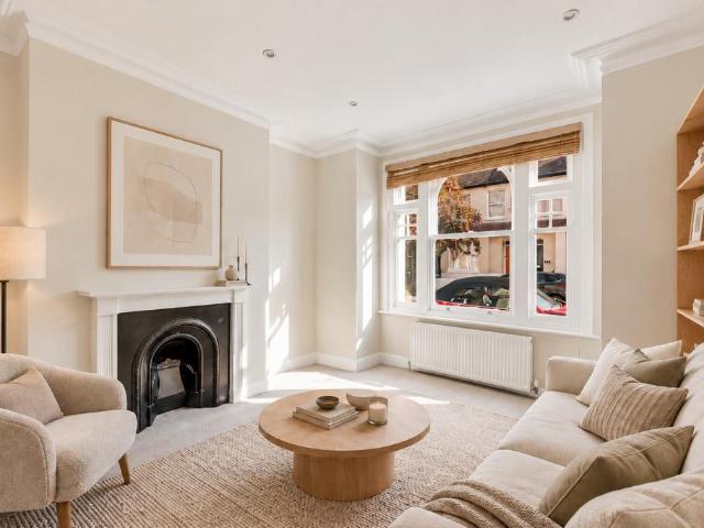 House for sale in London Borough of Hammersmith and Fulham, Greater London