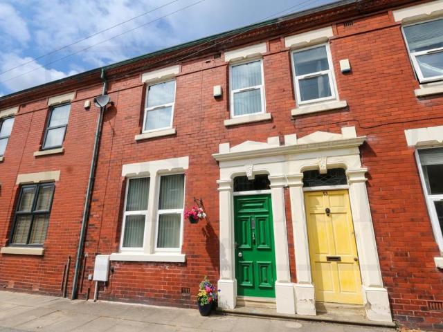 House for sale in Avenham, Higher Bartle