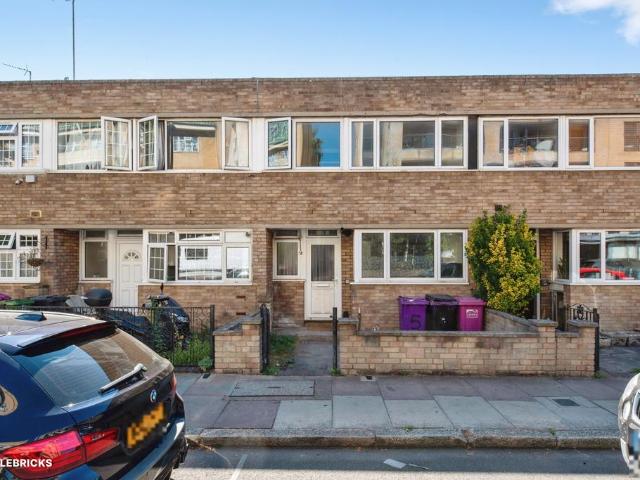 House for sale in Ratcliffe, Stepney