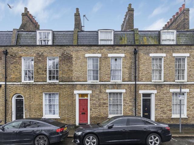 House for sale in Ratcliffe, Limehouse