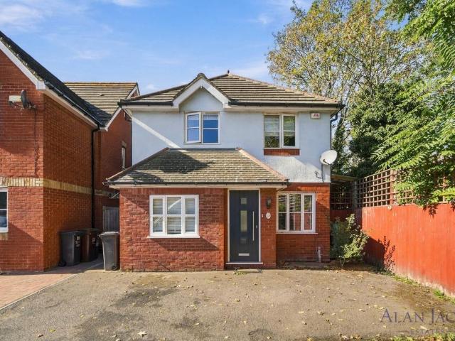 House for sale in London Borough of Barking and Dagenham, Greater London