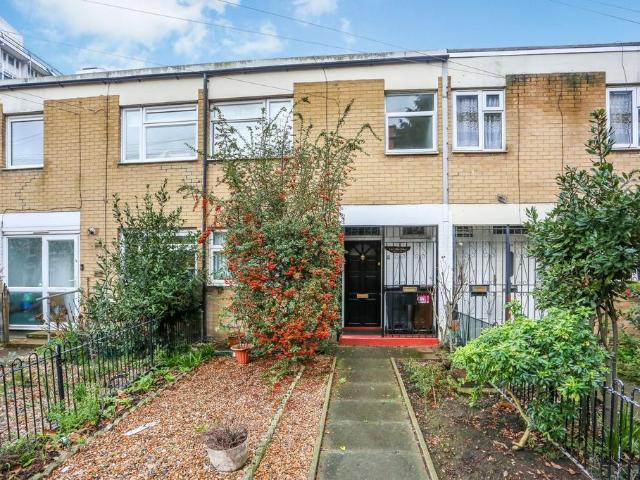 House for sale in Homerton, Greater London